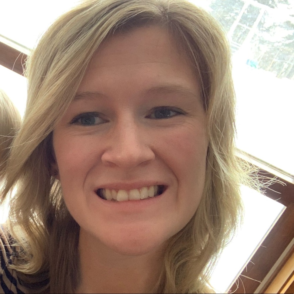 Meet your Posher, Alisa